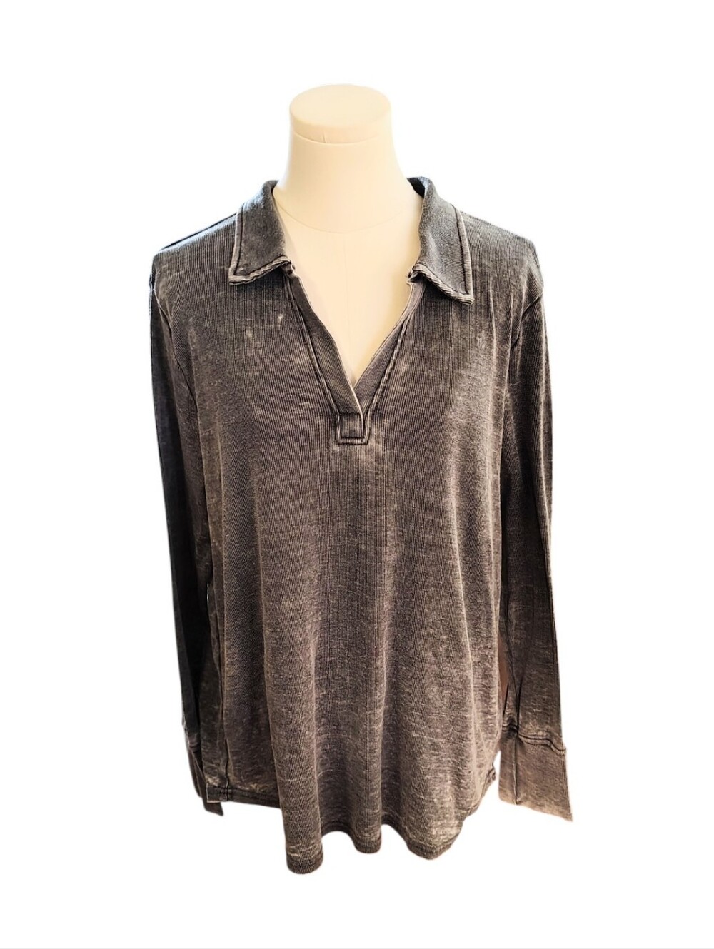 Jane + Delancey Acid Washed Charcoal Gray Ribbed King Sleeve Shirt Size Large